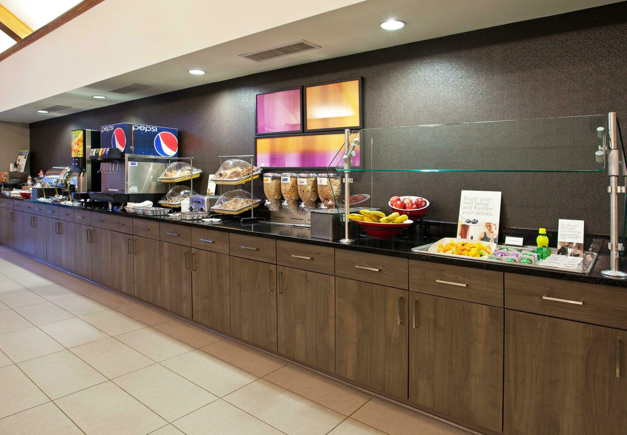 Residence Inn By Marriott Pittsburgh Airport Robinson Township  Restaurant photo